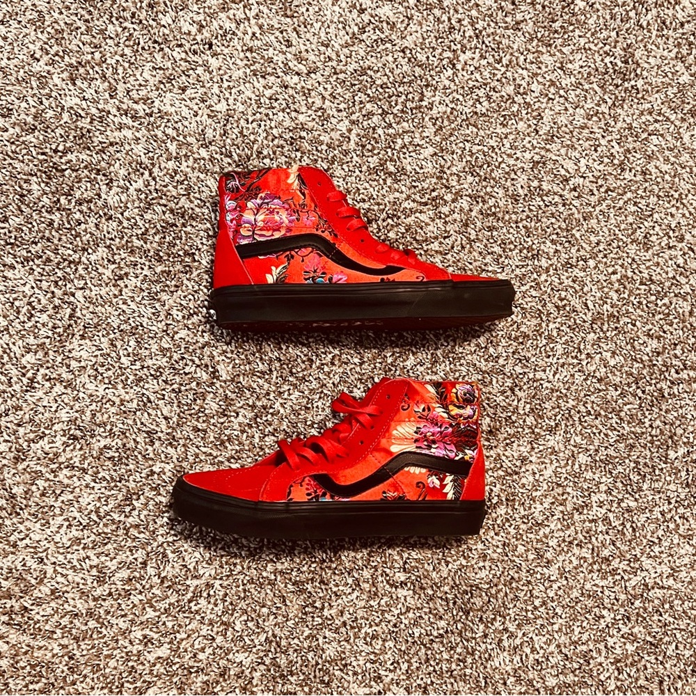 Vans Sk8-Hi: Festival Satin/Preowned/Size 8W=6.5Y